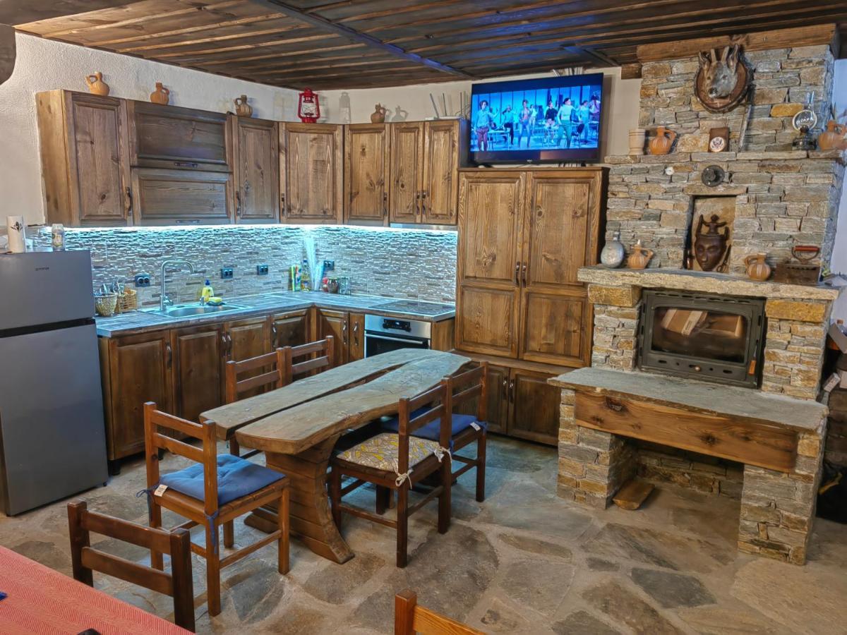 Къща за гости Близнаците Лештен Экстерьер фото
